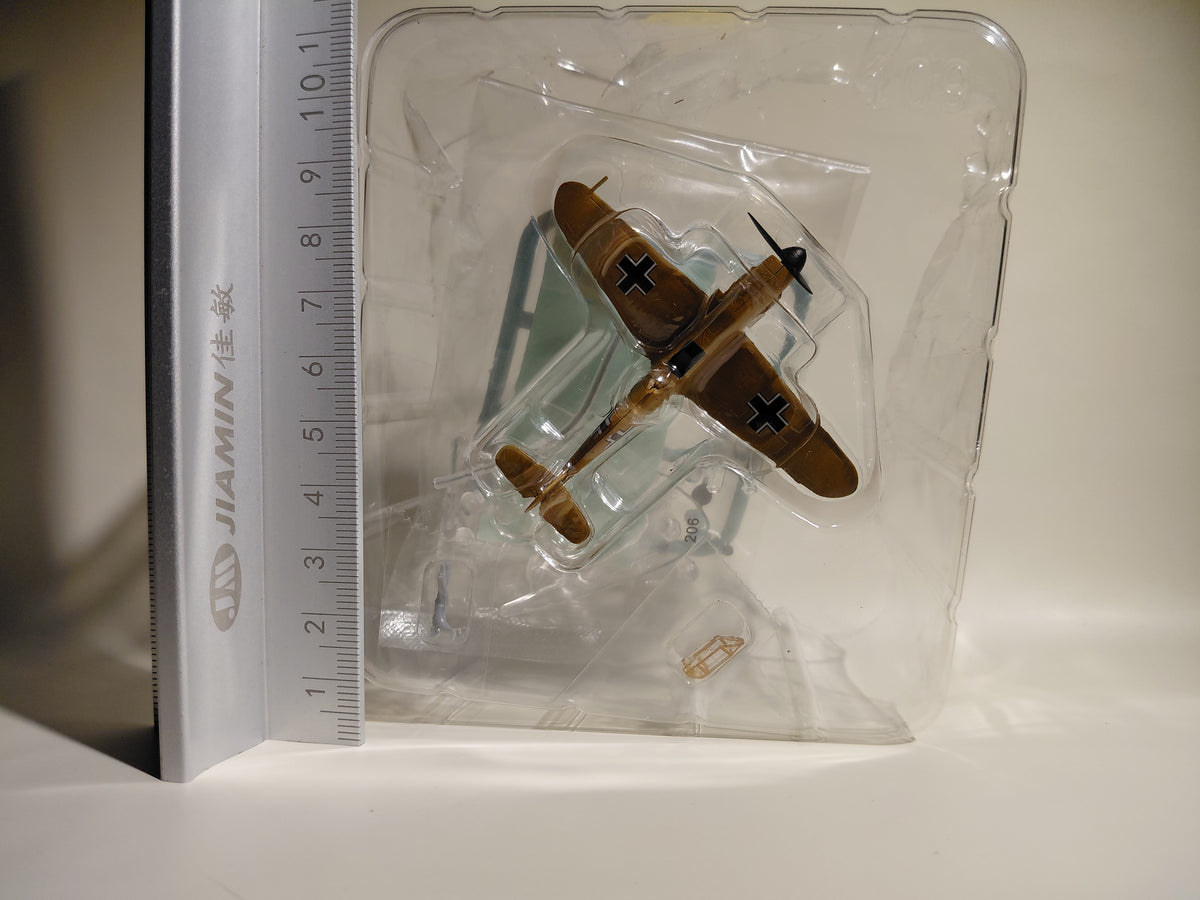 Bandai 1/144 scale Wing Club Collection L #4 Messerschmitt Bf109F (Color B)