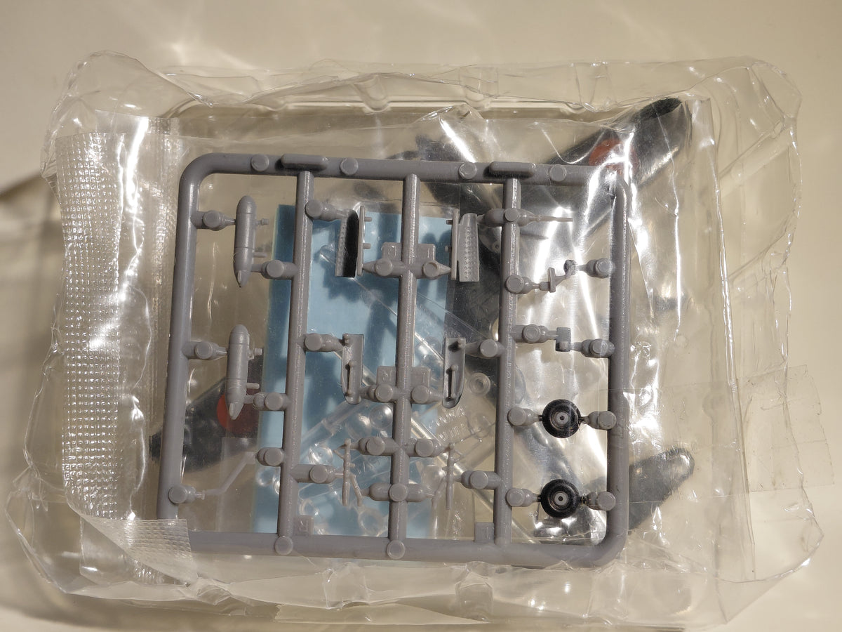 Bandai 1/144 scale Wing Club Collection L4 #2 Nakajima Night Fighter Gekko Type 11
