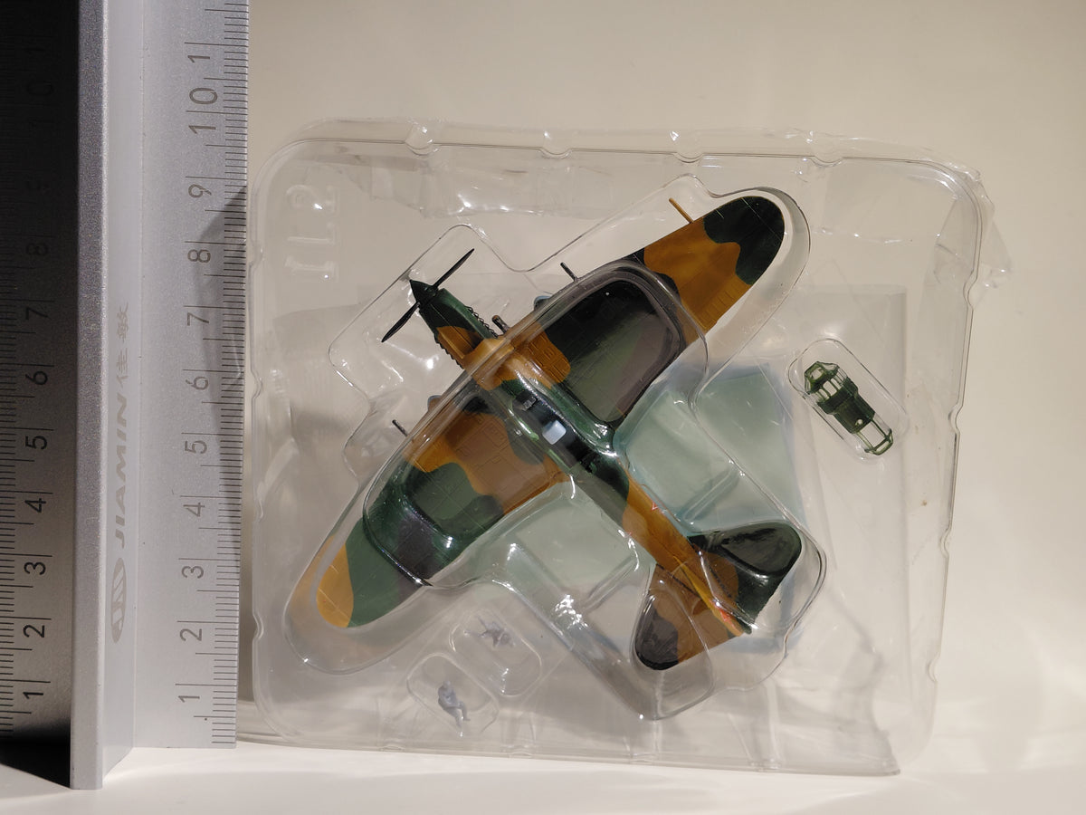 Bandai 1/144 scale Wing Club Collection L4 #9 Russian IL-2 "Sturmovik"