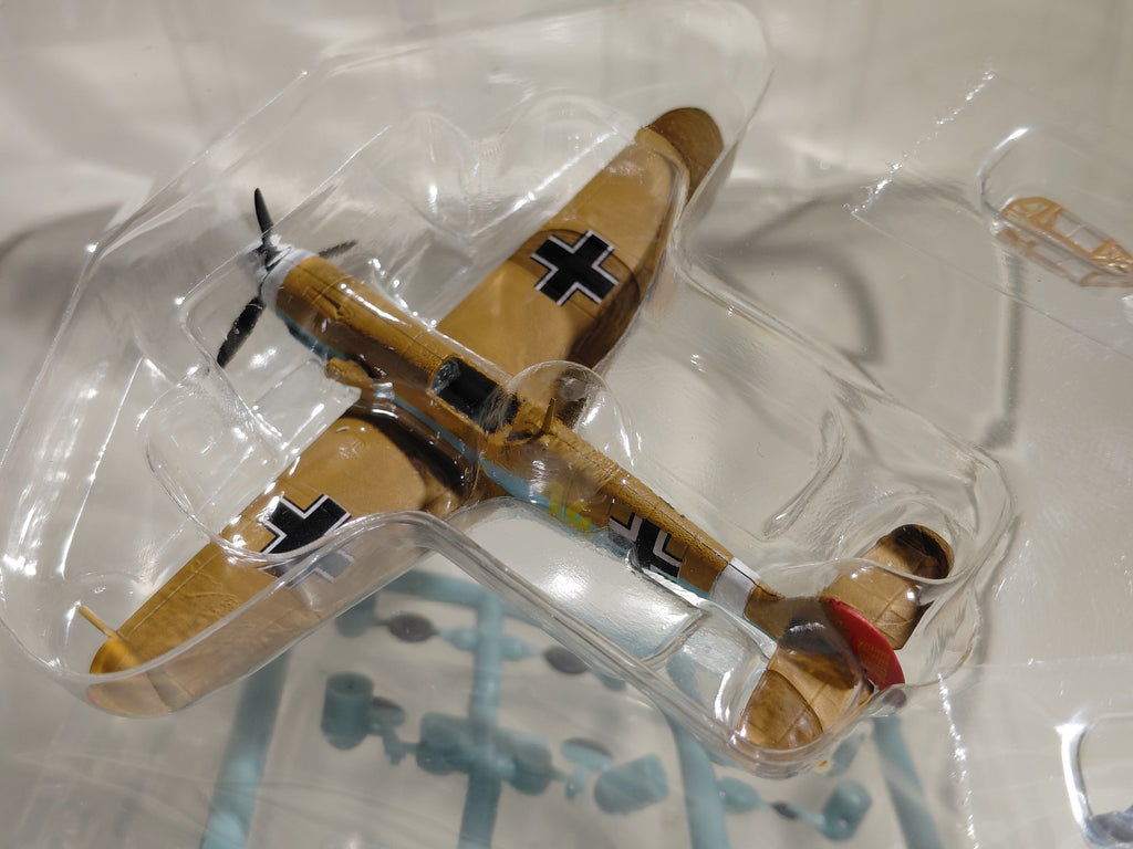 Bandai 1/144 scale Wing Club Collection L4 #4 Messerschmitt Bf109F Special B-color