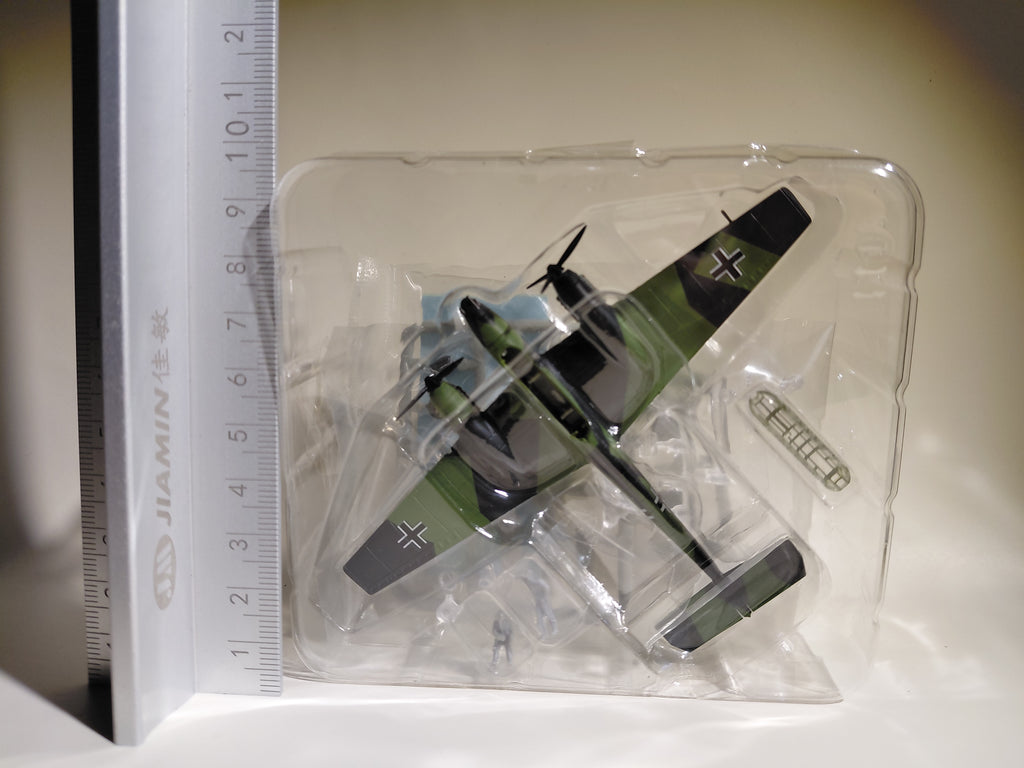 Bandai 1/144 scale Wing Club Collection L Part 3 #6A Messerschmitt Bf-110C "Greens" [Germany]