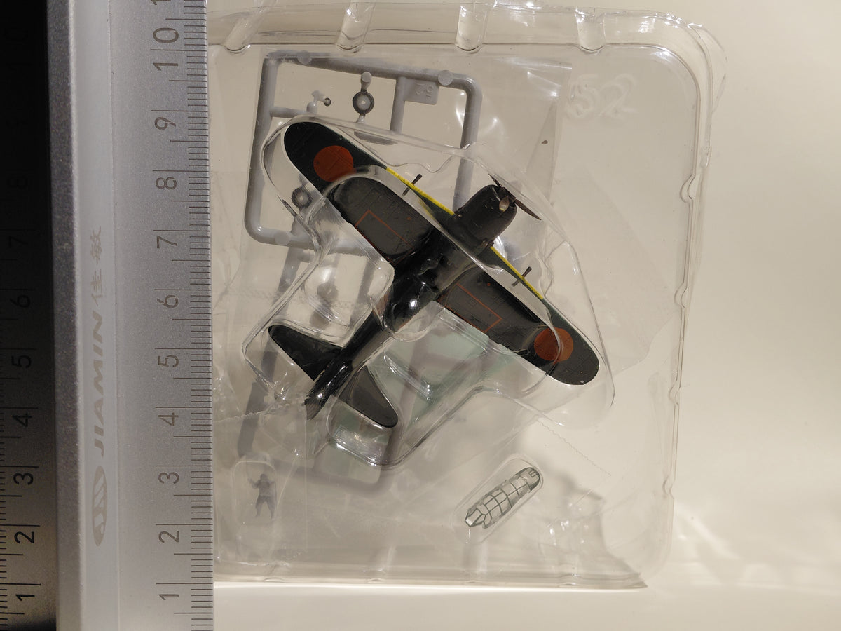 Bandai 1/144 scale Wing Club Collection L Part4 #1 Mitsubishi Zero Fighter Type 52
