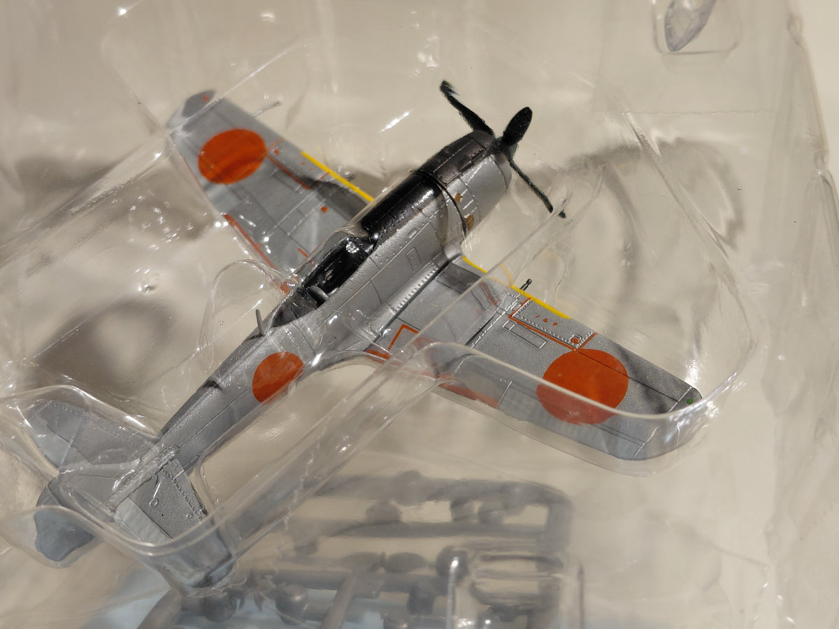 Bandai 1/144 scale Wing Club Collection L2 #3 Nakajima Ki-84 Hayate "Frank" [IJA]