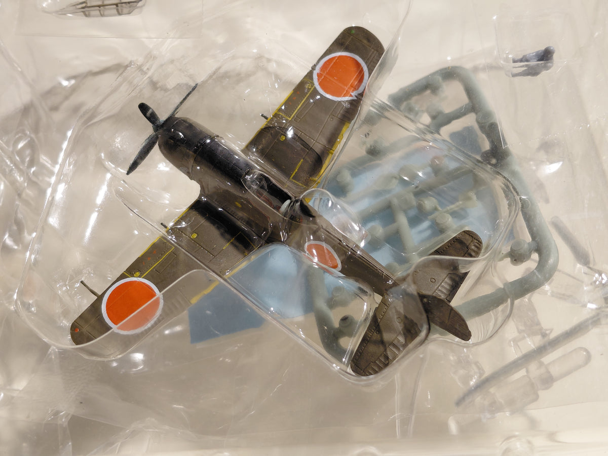 Bandai 1/144 scale Wing Club Collection L2 #3 Type 4 Fighter Hayate Model A (Brownish Paint Scheme)
