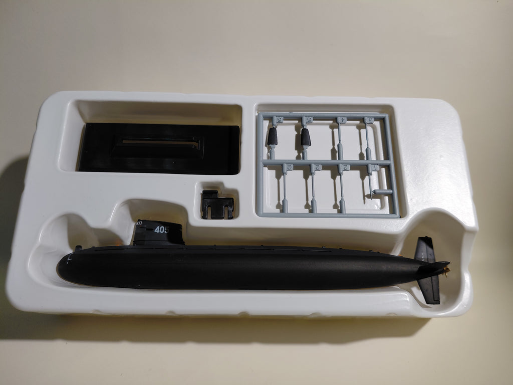 1/700 Takara World Warships 5 Chinese Navy Nuclear Submarine Han-class