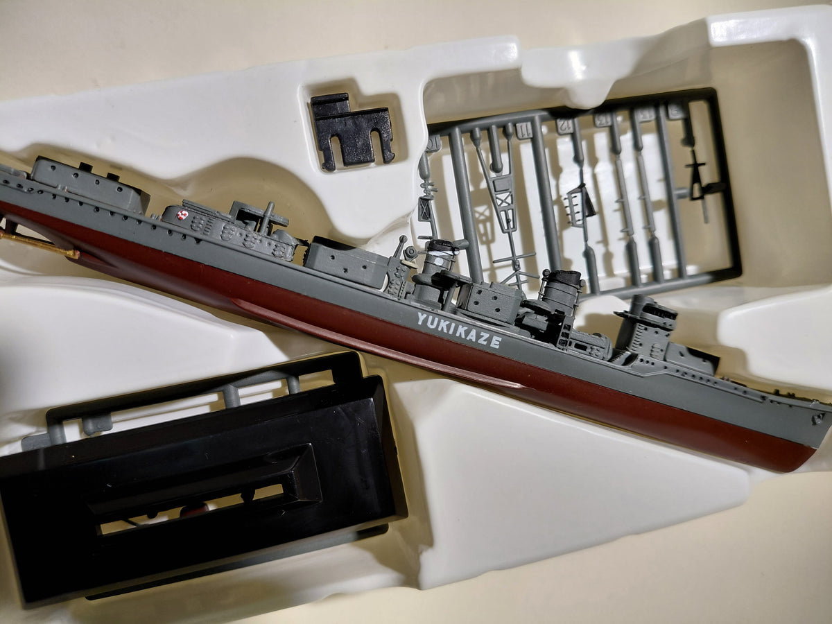 Takara World Warships Yukikaze Series 04 #Secret 1/700 Repatriation Ship Specification Japanese Navy Destroyer Kagero-class