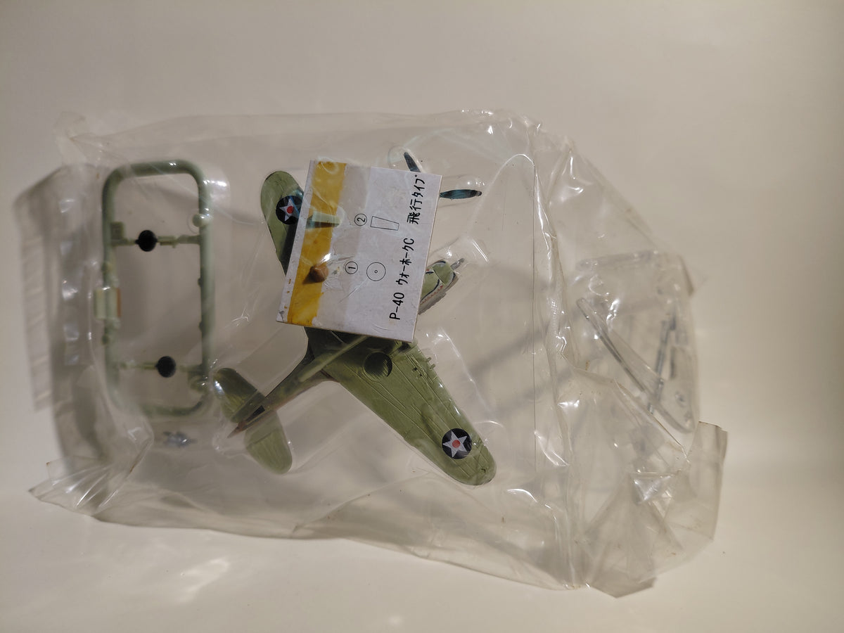1/144 scale Wing Club Collection Part 1 - 1/144 P-40 Warhawk C Flying Type