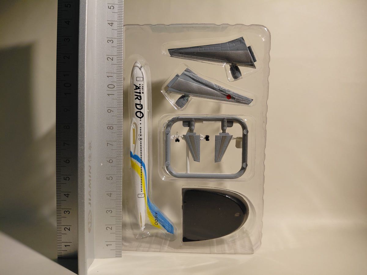 1/500 F-Toys "Japanese Airlines" – Air Do Boeing 767