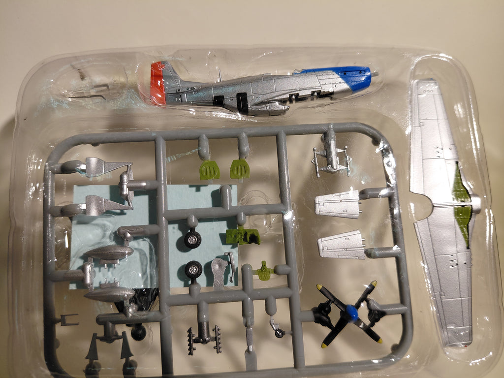 F-Toys  North American P-51D Mustang fighter