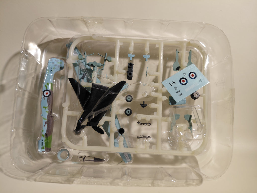 F-Toys 1/144 Fighter Plane Wing Kit Collection VS2 01S Focke-Wulf Ta-152H Luftwaffe Captured Aircraft [WKC-VS2-01S]