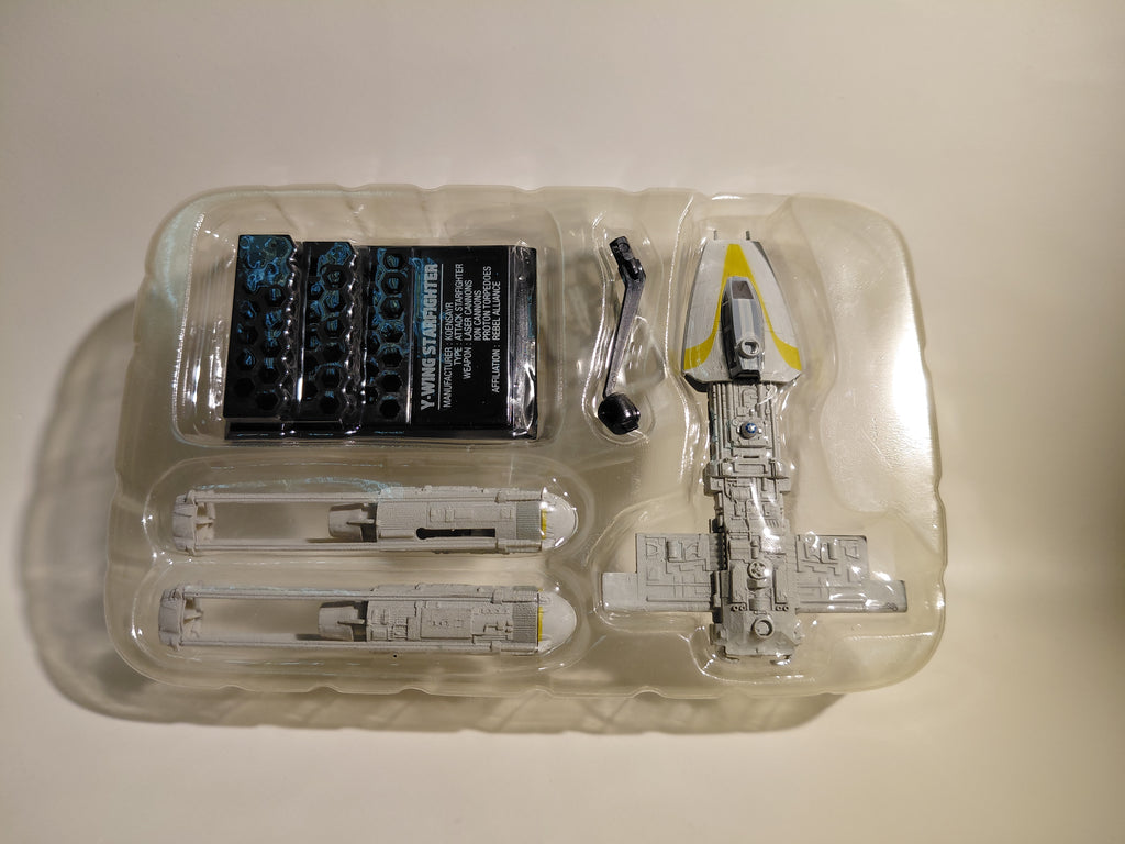 F-toys 1/144 Y-Wing Fighter / Gold 3 - Star Wars Vehicle Collection 4
