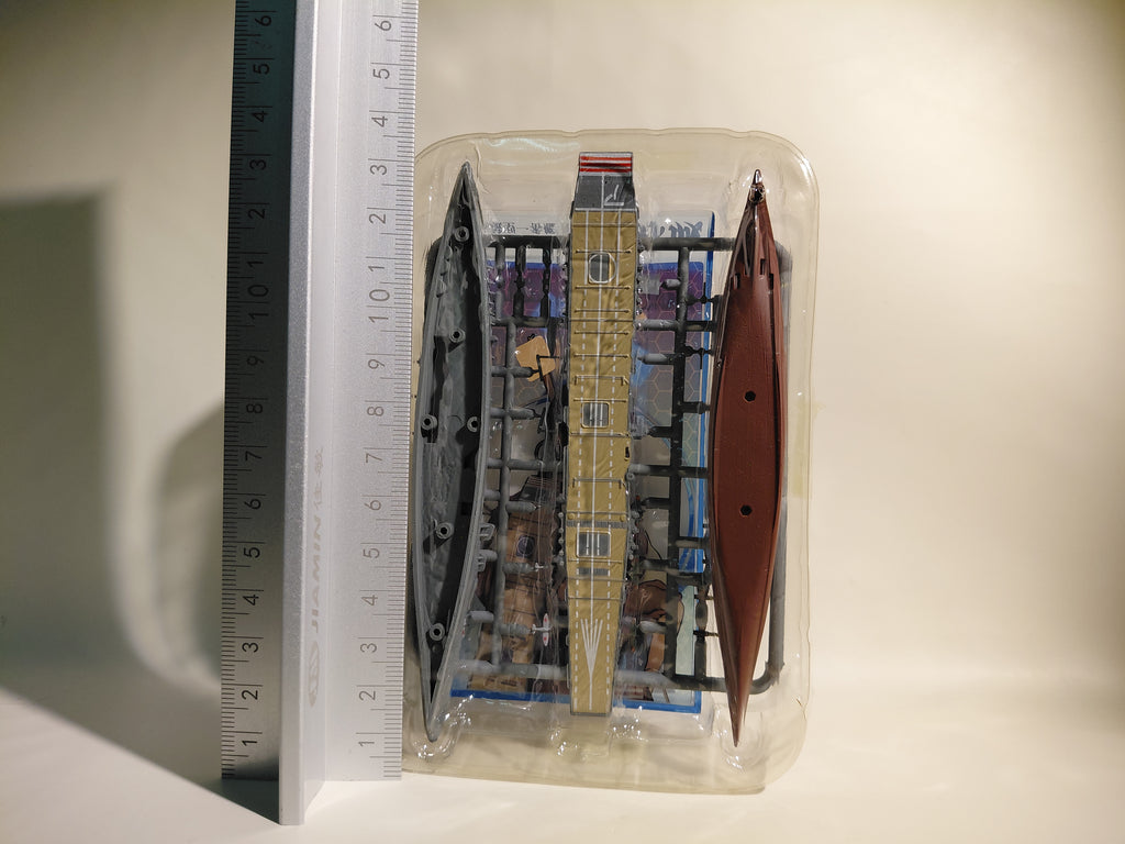 F-Toys 1/2000 KanColle Model Vol. 1: #1 Aircraft Carrier Akagi