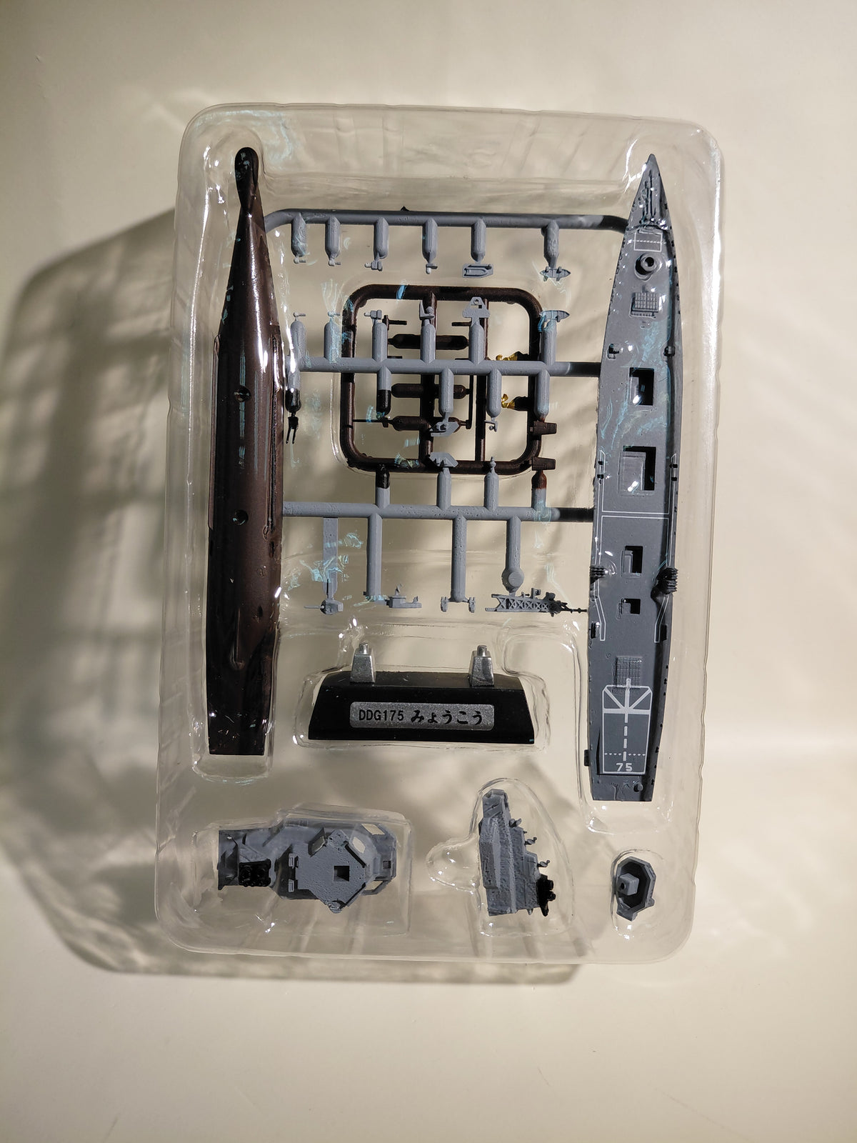 F-toys 1/1250 Warship : Guided Missile Destroyer DDG 175 MYOKO #2A