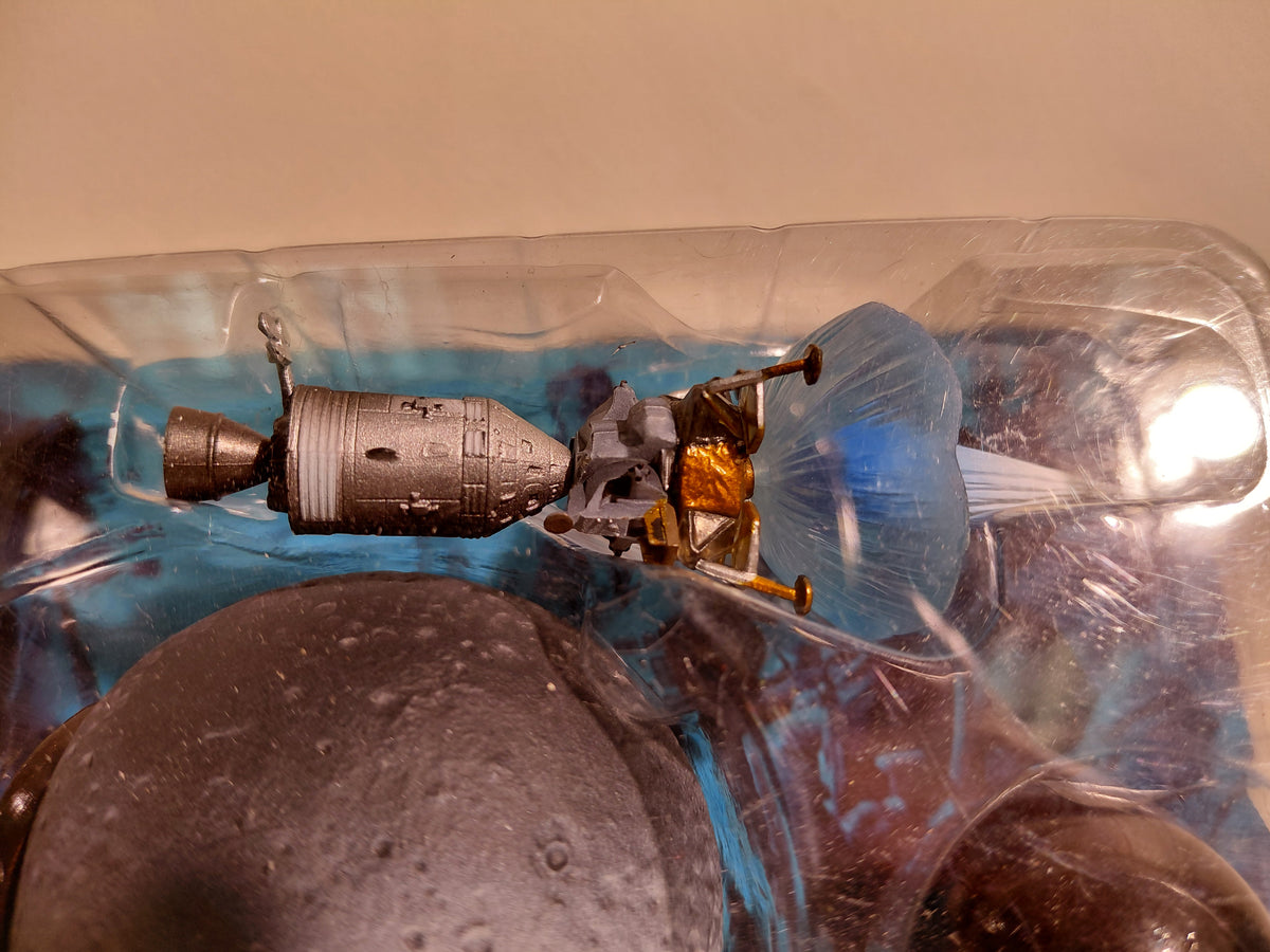 Kaiyodo Takara The Royal Museum Of Science I - Apollo 13 Rocket Drake Equation
