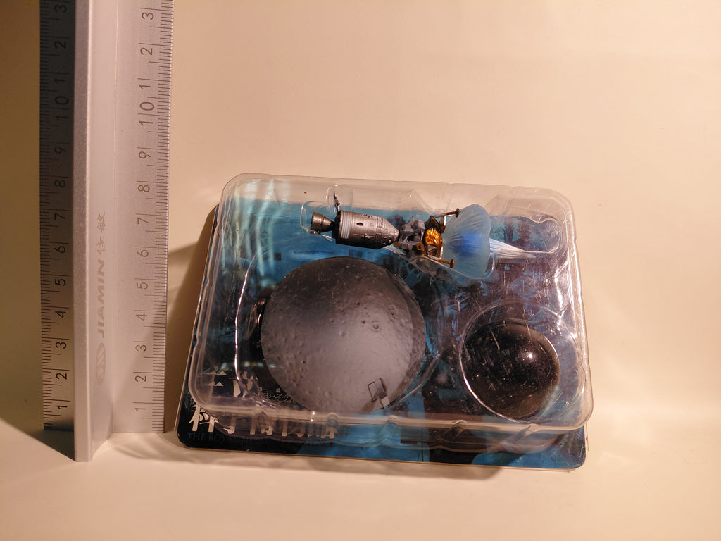 Kaiyodo Takara The Royal Museum Of Science I - Apollo 13 Rocket Drake Equation