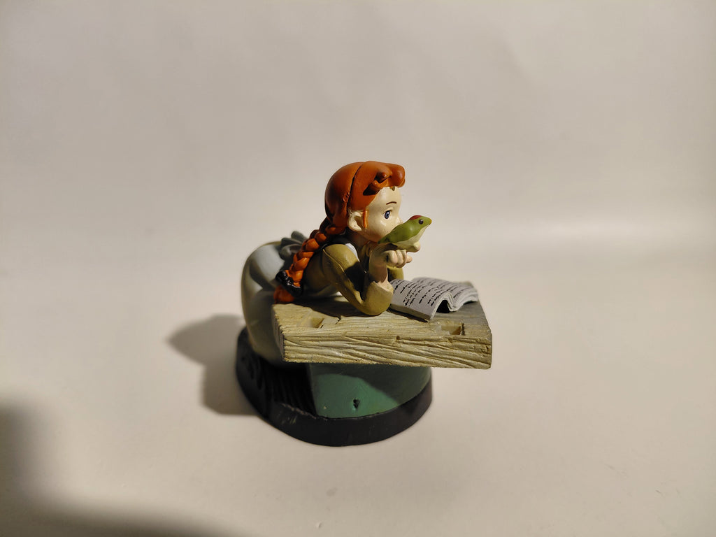 Anne of Green Gables Vignette Collection (Kaiyodo): Anne Dreaming by the Window – Leaflet Included