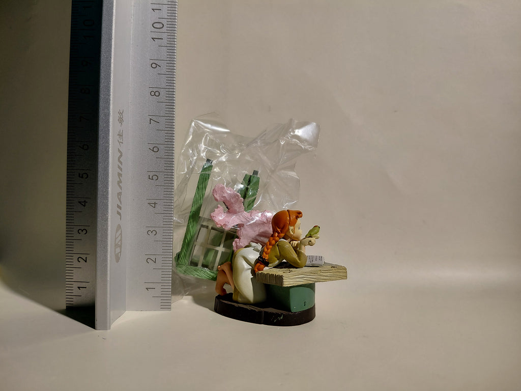 Anne of Green Gables Vignette Collection (Kaiyodo): Anne Dreaming by the Window – Leaflet Included