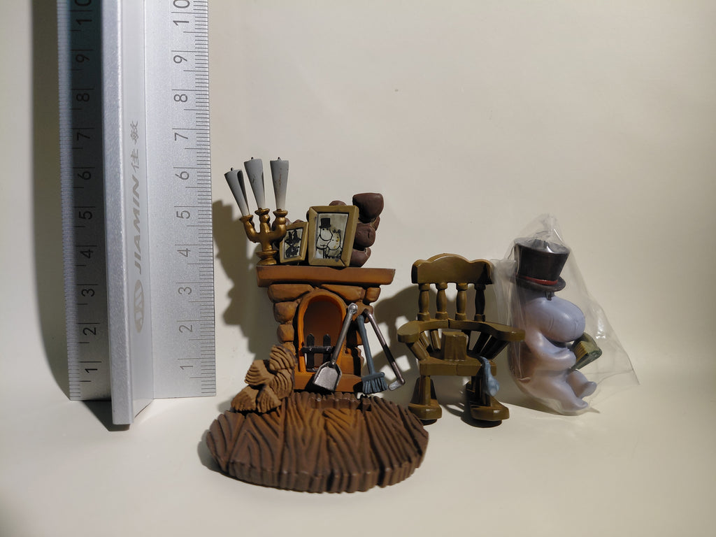 Kaiyodo Moomin K&M [Fireplace and Papa] Mini-Vignette Diorama Figure – 2003