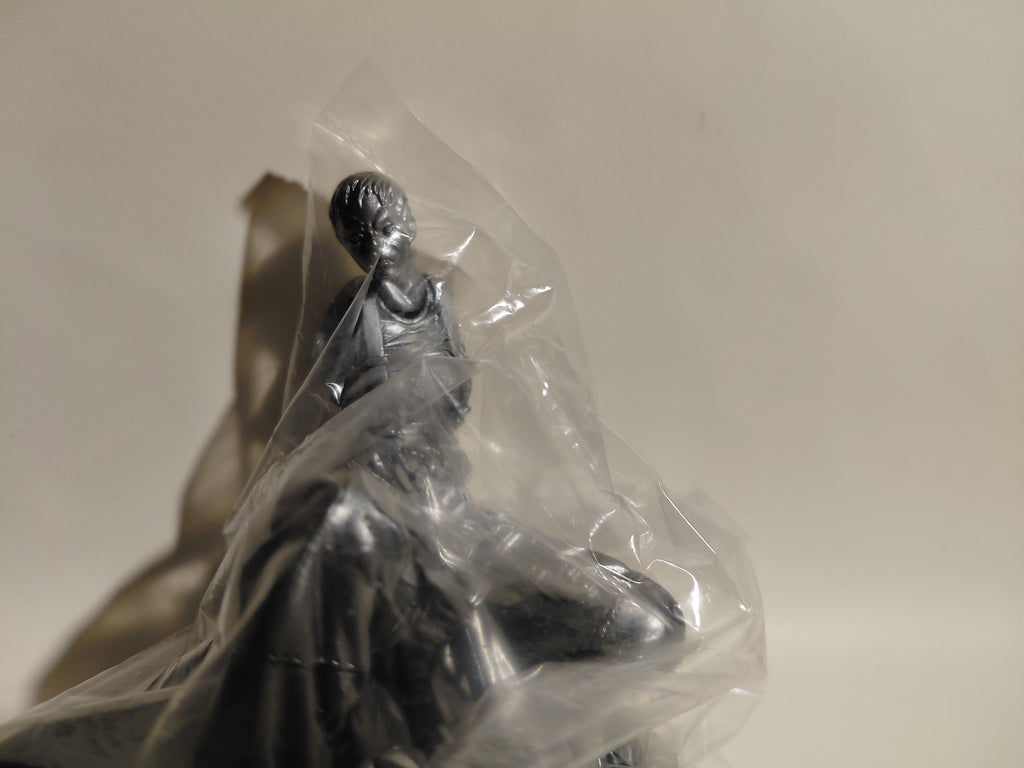 Metal Gear Solid 2 Konami Figure Collection Vol.1 Gunmetallic Ver. Olga Gurlukovich