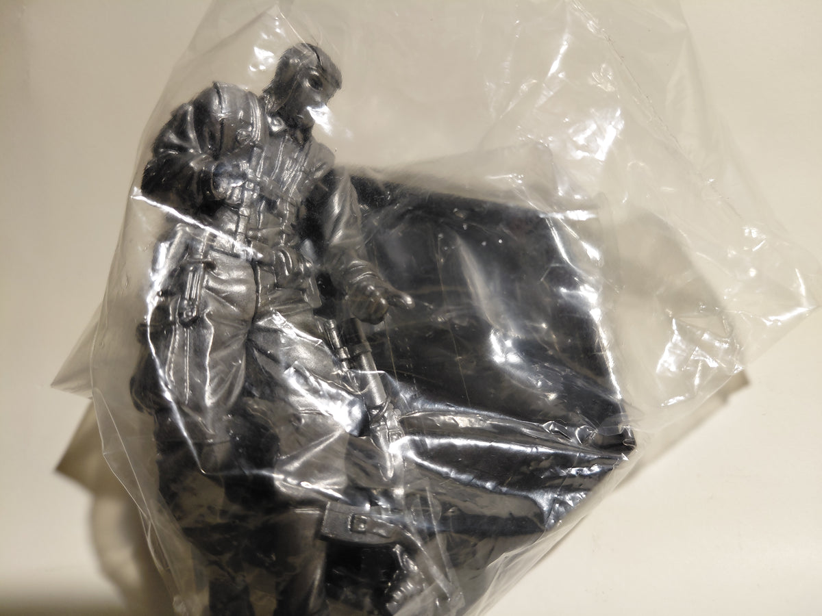 Metal Gear Solid 2 Konami Figure Collection Vol.1 Gunmetallic Ver. Gurlukovich Soldier