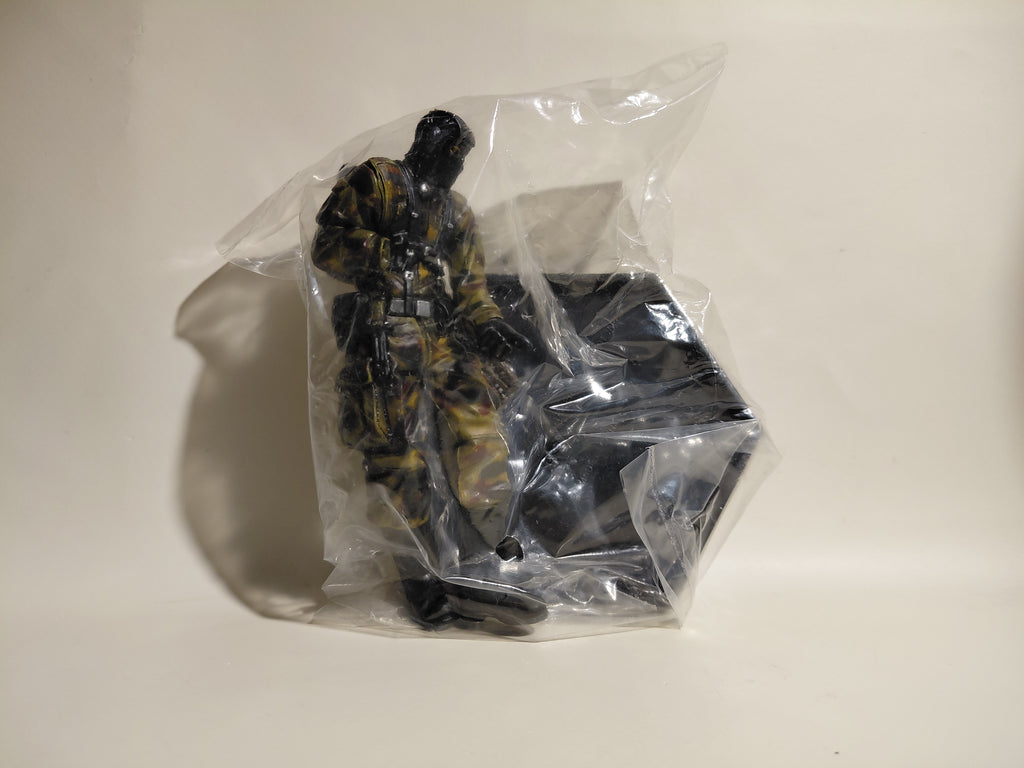 Metal Gear Solid 2 Konami Figure Collection Vol.1 Gurlukovich Soldier