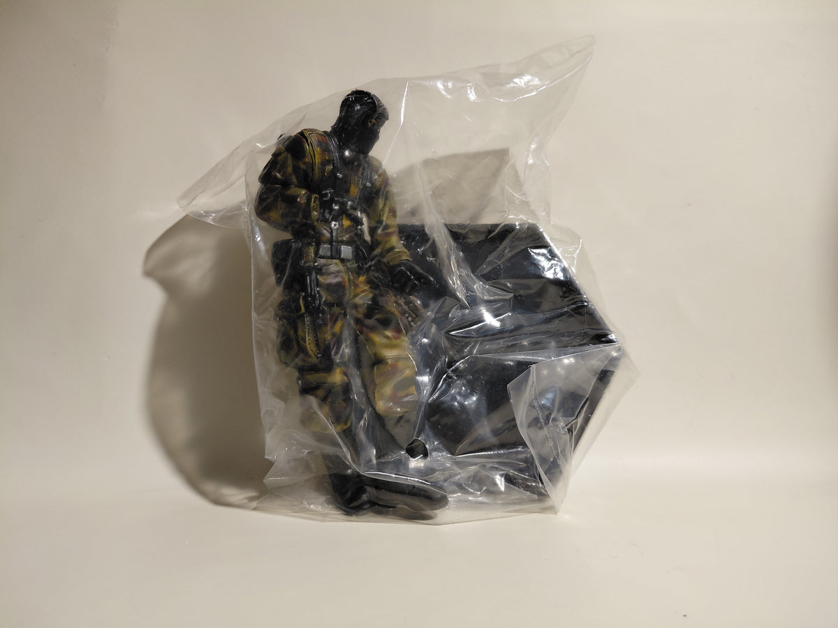Metal Gear Solid 2 Konami Figure Collection Vol.1 Gurlukovich Soldier