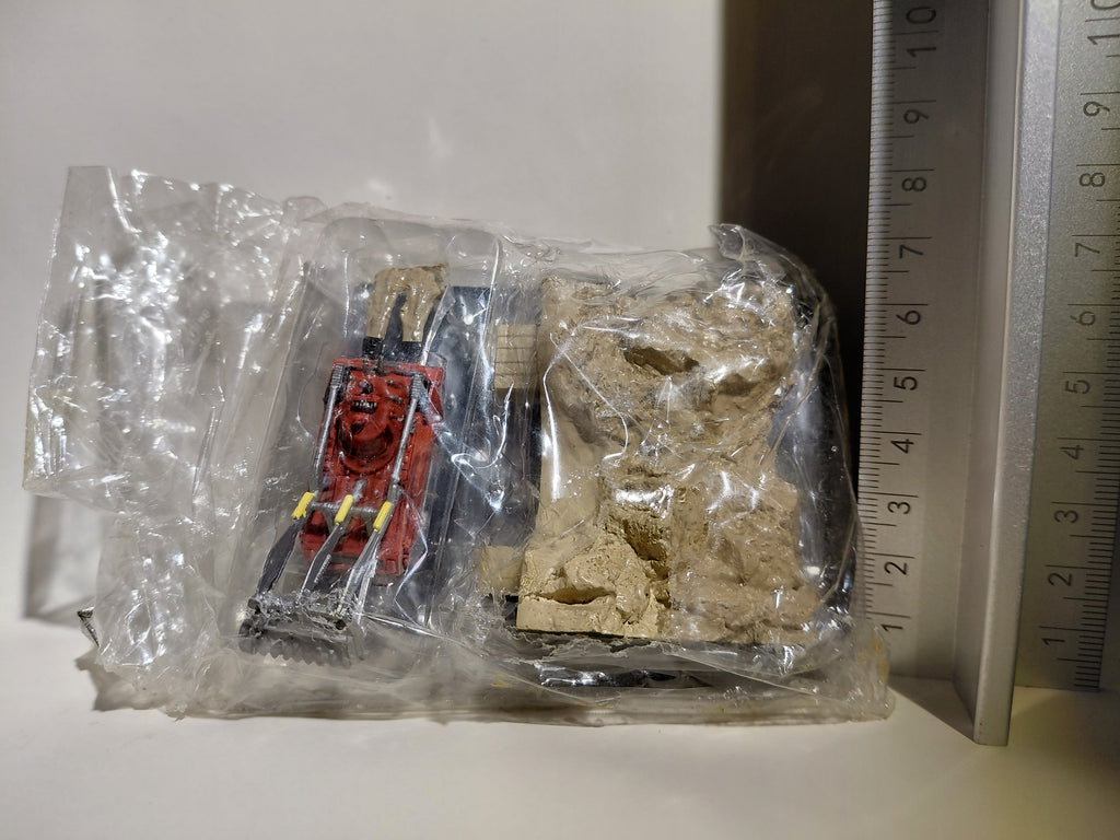 Konami SF Movie Selection Thunderbird POD Vehicle Vol. 2 Active Diorama, Iron Claw Tank