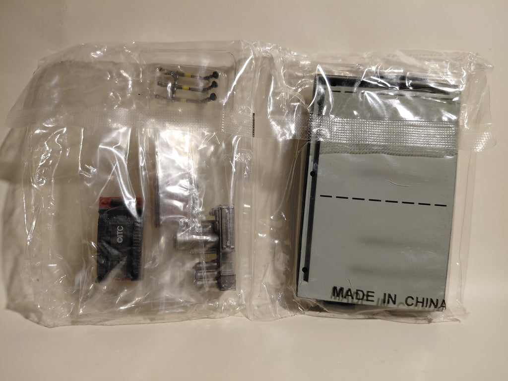 Konami SF Movie Selection Thunderbird POD Vehicle Vol.2 - Pod-Mech Hangar Diorama Tunnel Exploration Vehicle & Suction-Grip Vehicle ( MONOBRAKE & DOMO )