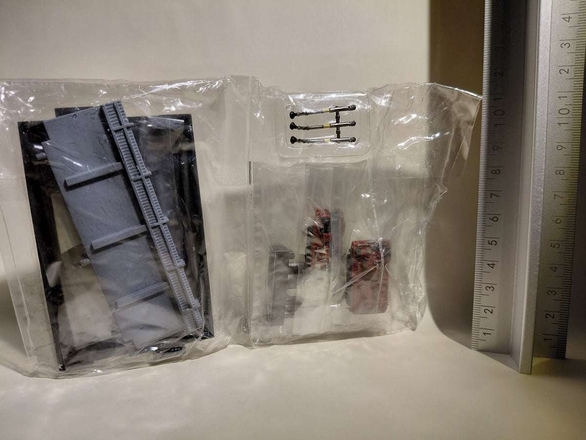 Konami SF Movie Selection Thunderbird POD Vehicle Vol.2 - Pod-Mech Hangar Diorama Tunnel Exploration Vehicle & Suction-Grip Vehicle ( MONOBRAKE & DOMO )