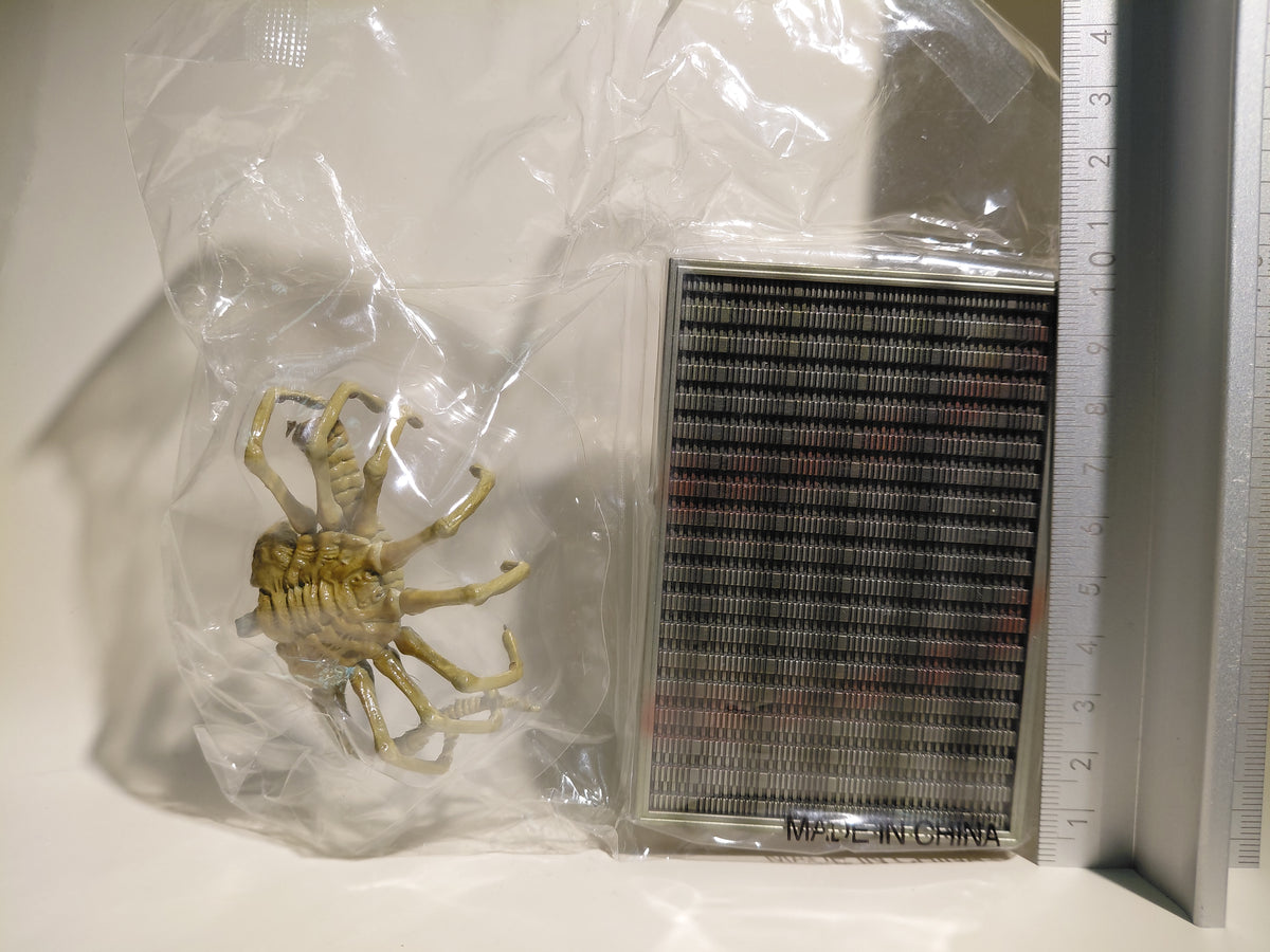 Konami Shokugan SF Movie Selection Vol. 1 Face Hugger 1979