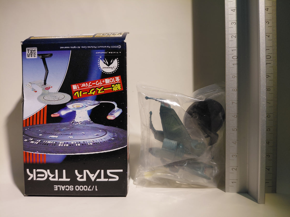 Romando Star TRek 1/7000 Klingon Bird of Prey Mini Figure Set