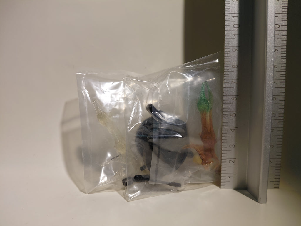 Romando Star TRek 1/7000 Star Trek Space 8472 Bioship Set