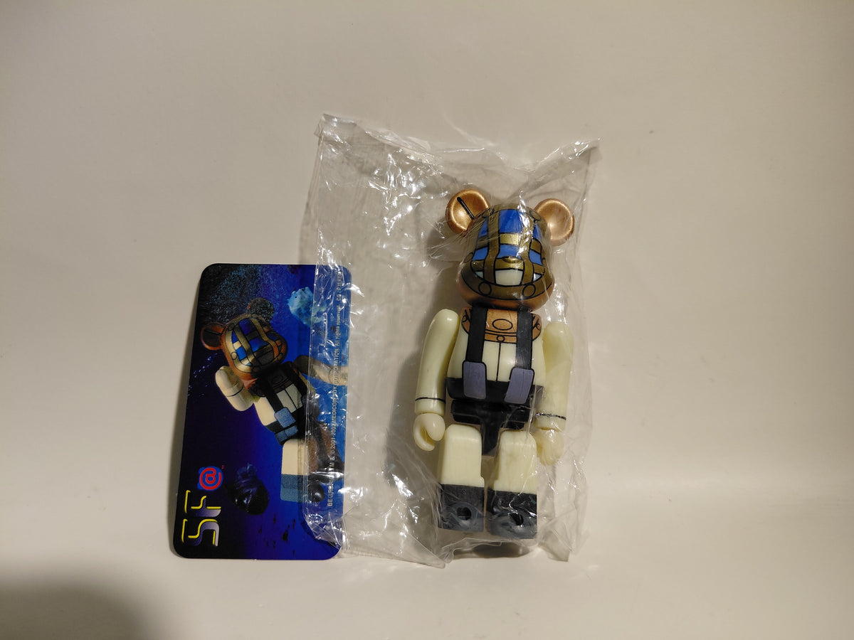 Medicom 2002 Bearbrick SF DEEP SEA DIVER 100% be@rbrick S4 Series 4