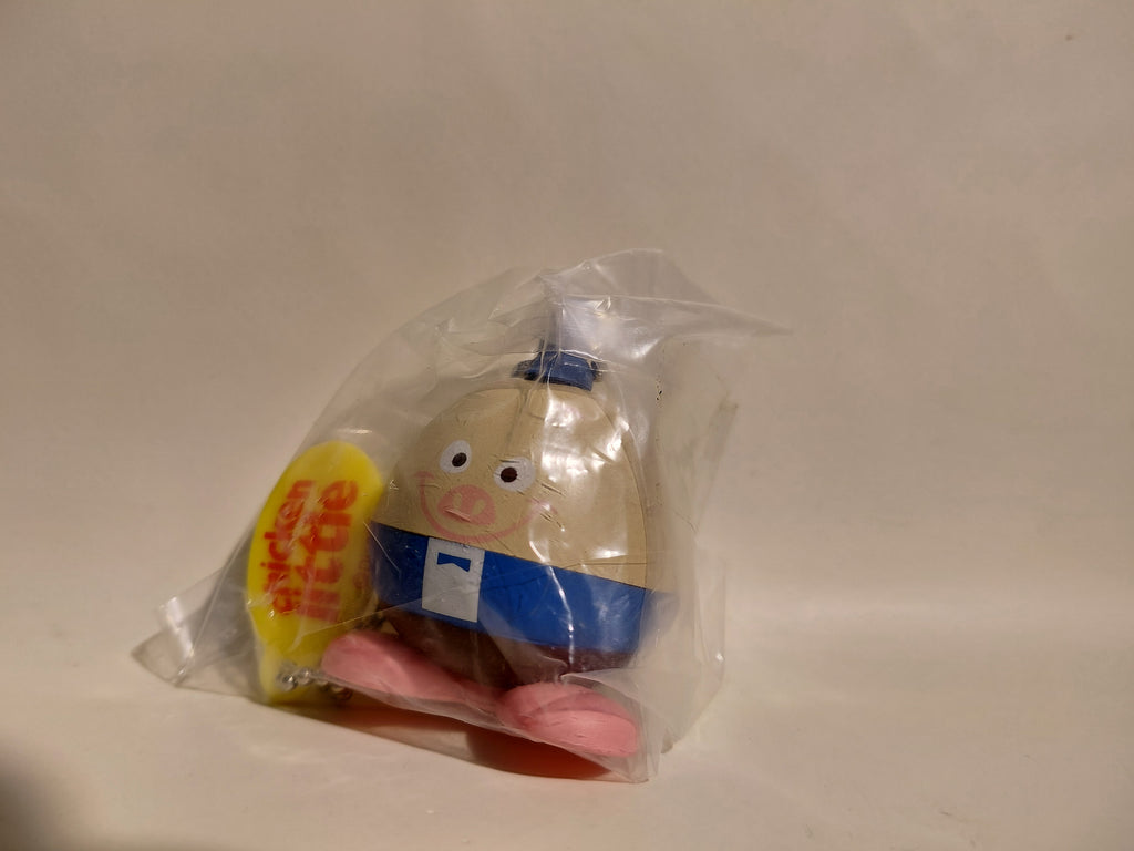 Yujin Disney's Chicken Little "Egg Chaps"Runt figure mascot Runt