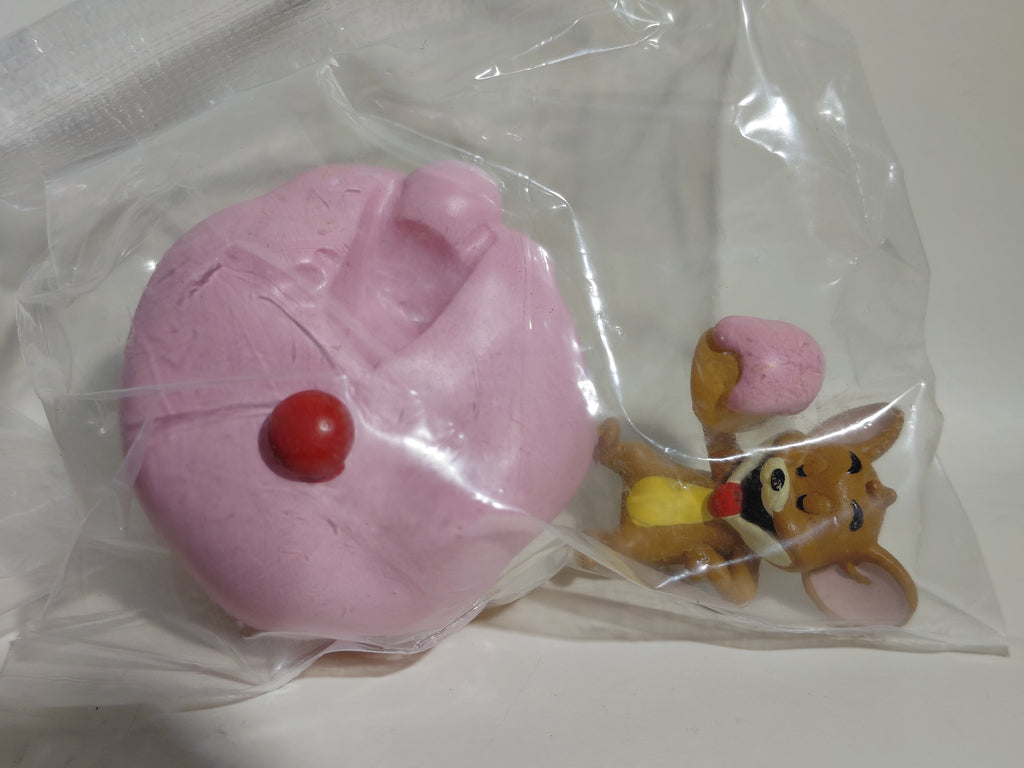 Takara Tomy 5Pcs Set Tom Jerry Action Figure Mini Cake Decor Toys Cartoon Cream Donut Cat and Mouse Collectible