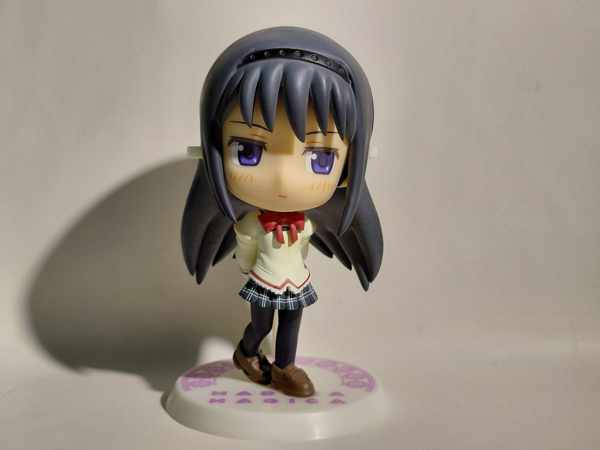 Banpresto Puella Magi Madoka Magica Chibi Kyun Chara Figure – Akemi Homura (School Uniform Ver.)