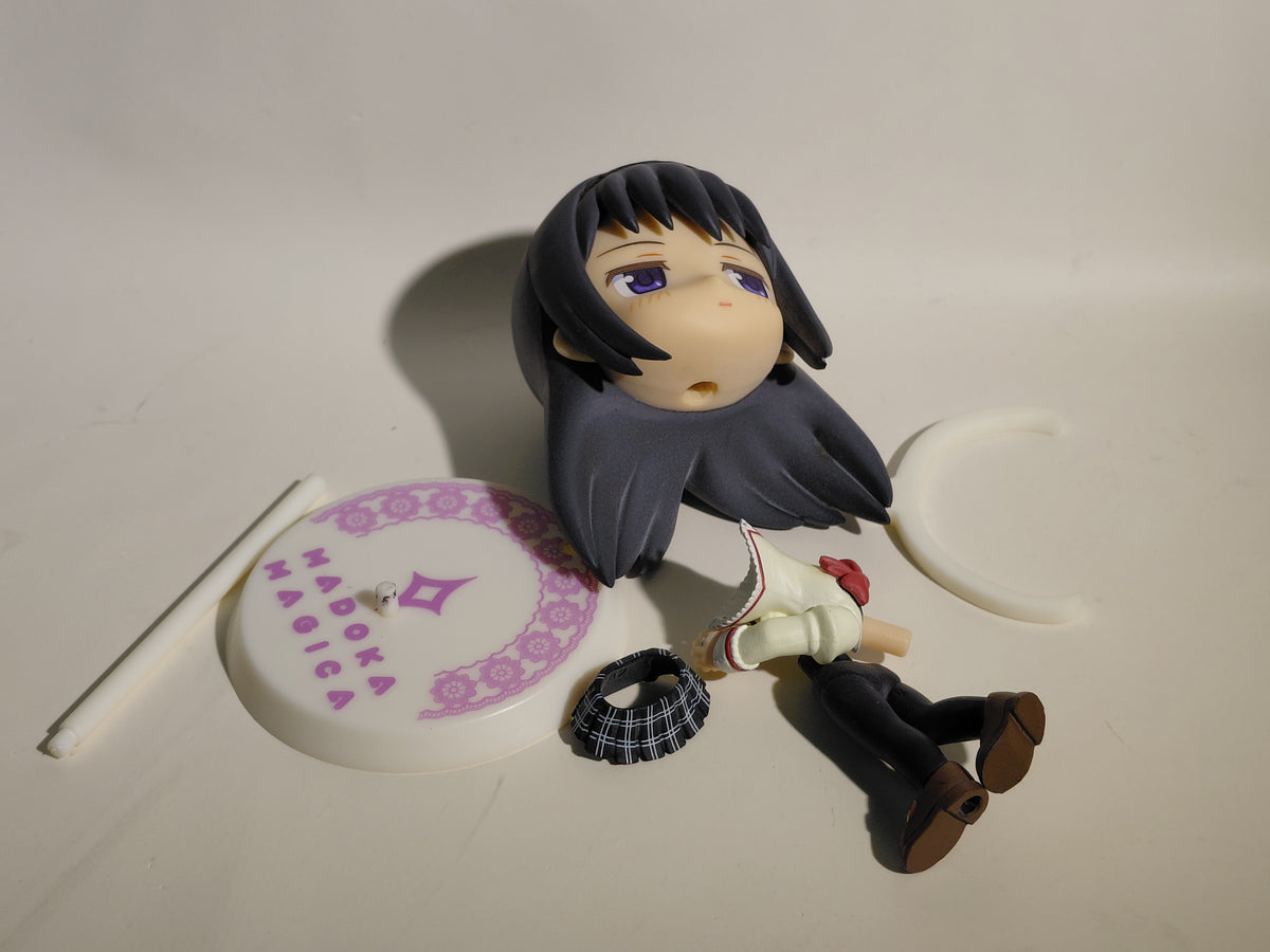 Banpresto Puella Magi Madoka Magica Chibi Kyun Chara Figure – Akemi Homura (School Uniform Ver.)