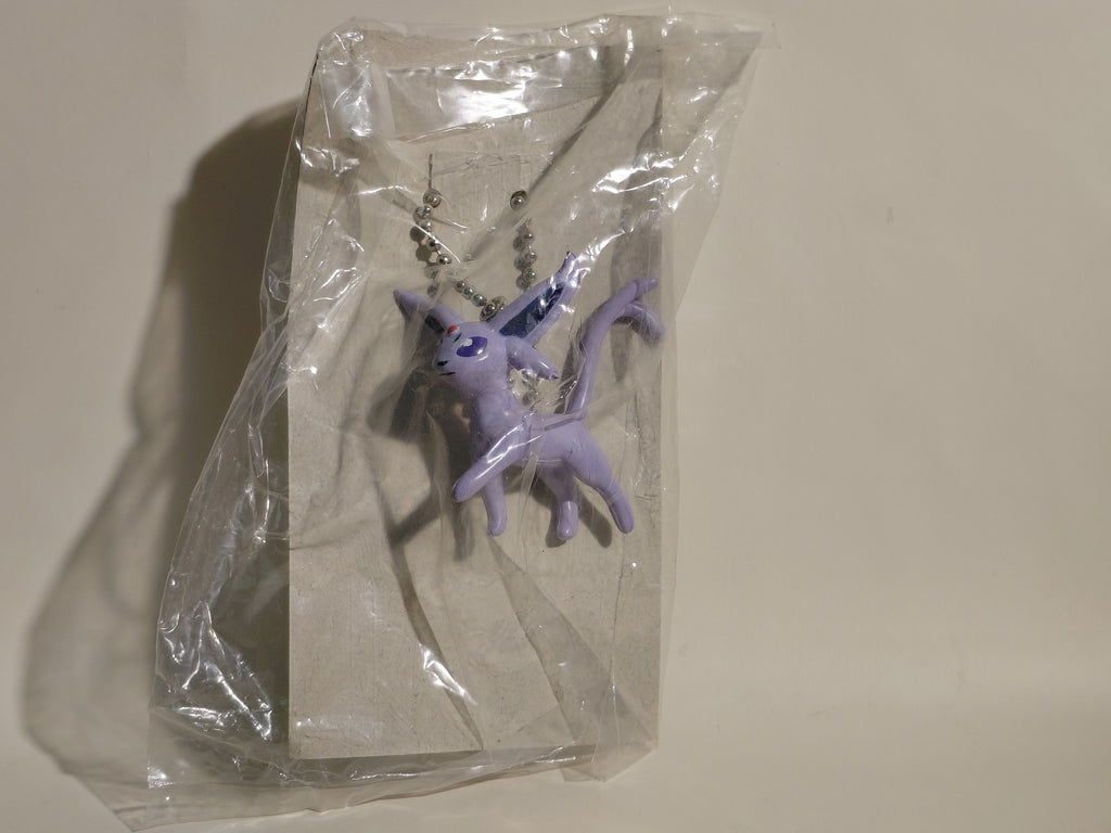 Espeon Pokemon Swing Keychain Figure Mascot Furuta 2000 Unopened