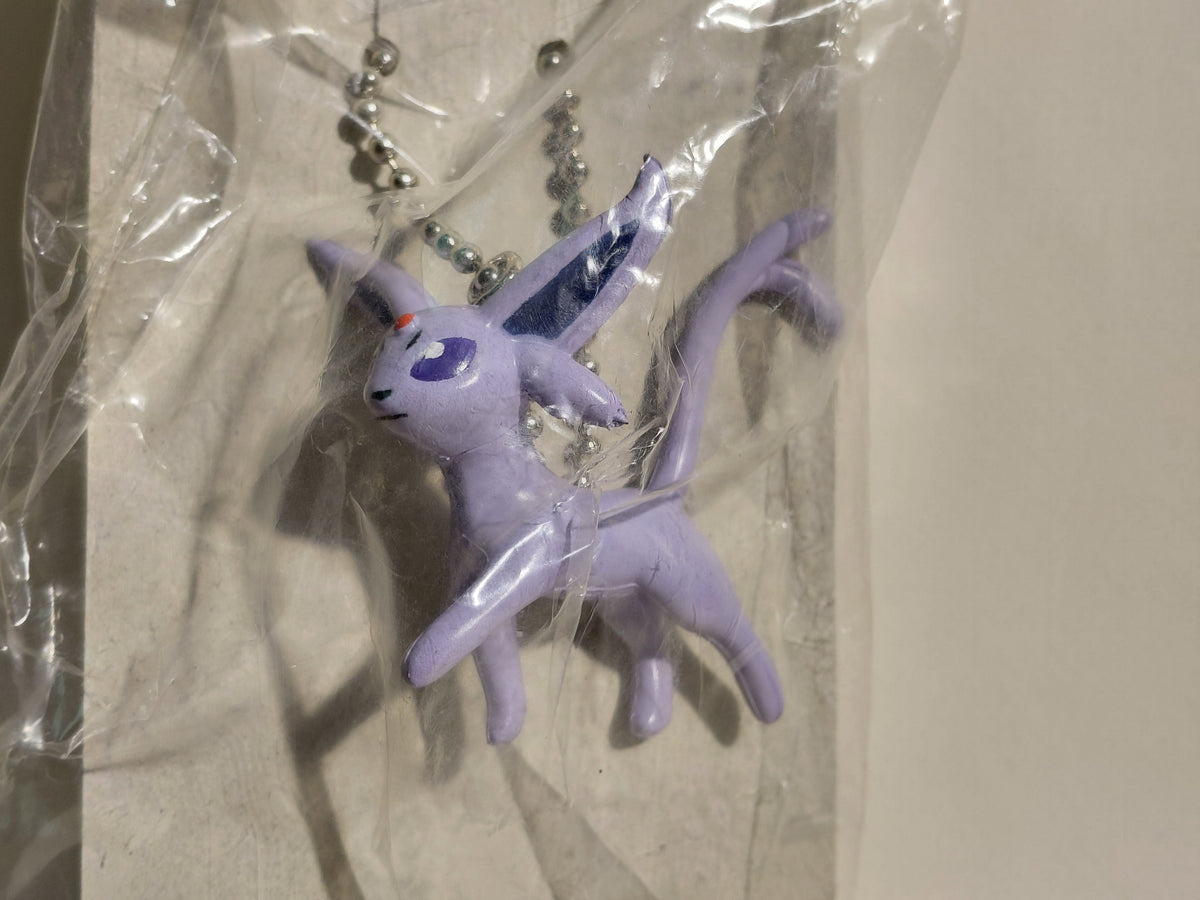 Espeon Pokemon Swing Keychain Figure Mascot Furuta 2000 Unopened
