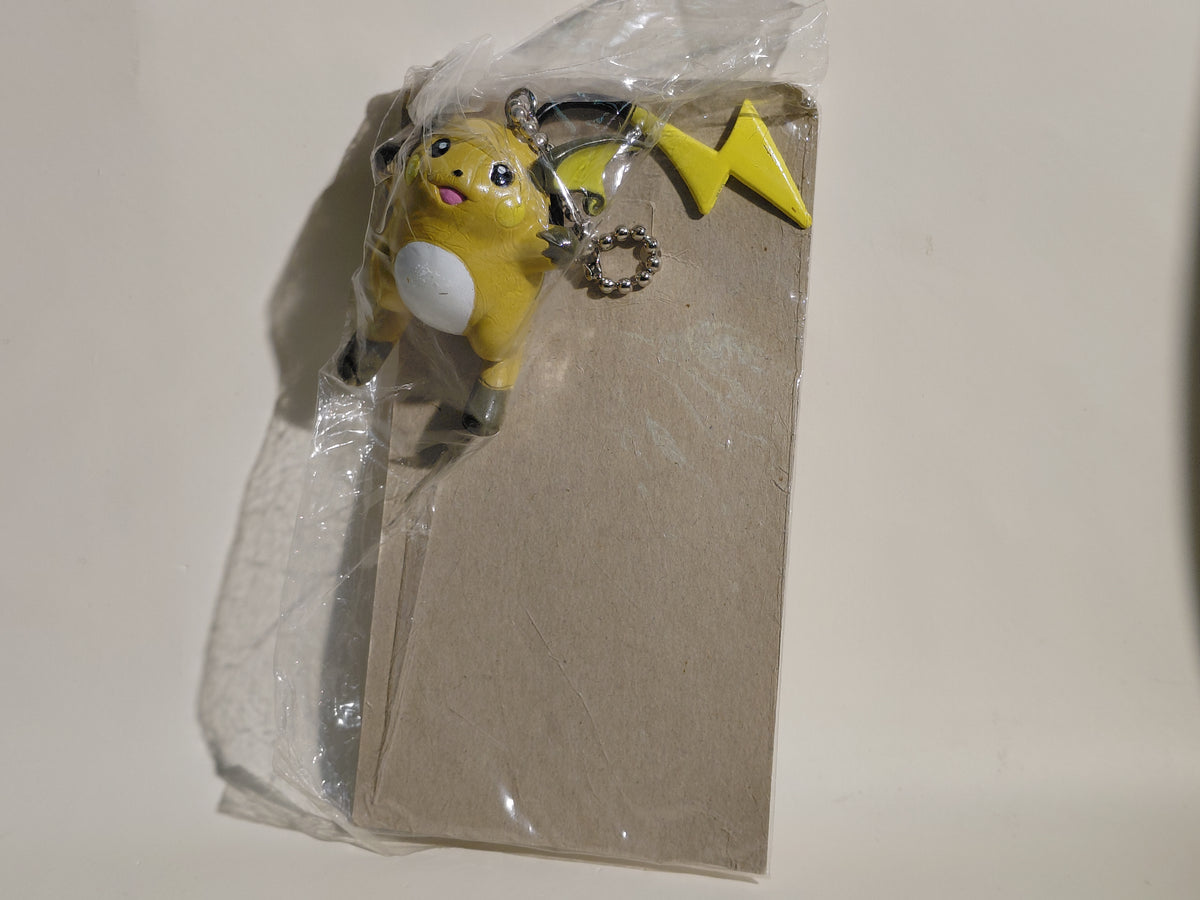Raichu Pokemon Mascot Swing Keychain Furuta 2000 Unopened