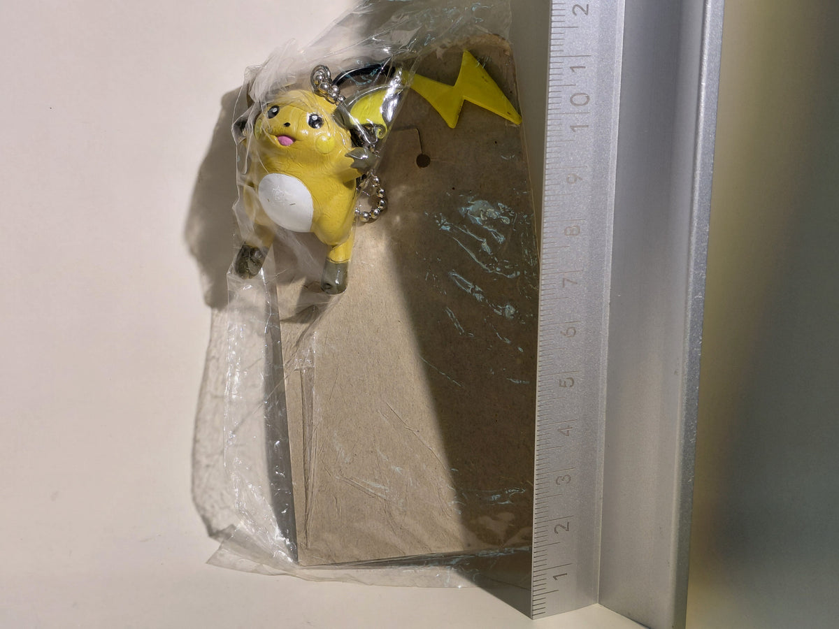 Raichu Pokemon Mascot Swing Keychain Furuta 2000 Unopened