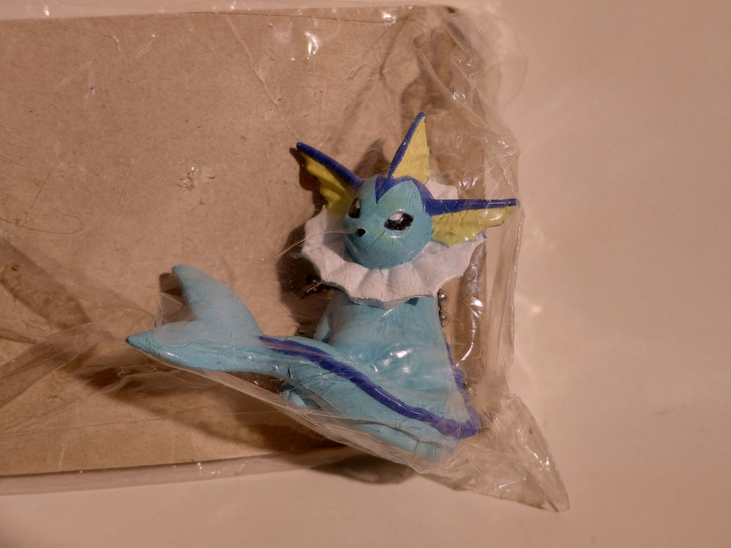 Vintage Vaporeon Pokemon Mascot Swing Keychain Furuta 1997 Unopened