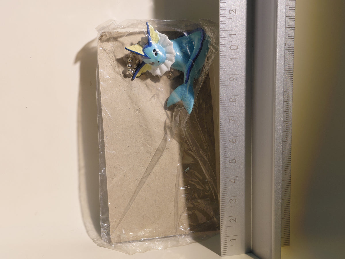 Vintage Vaporeon Pokemon Mascot Swing Keychain Furuta 1997 Unopened