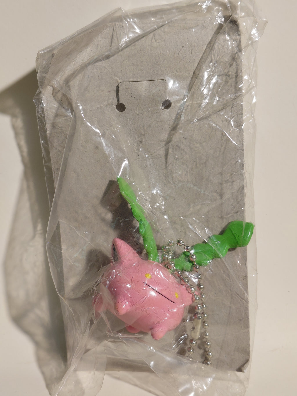 Hoppip Pokemon Mascot Swing Keychain Furuta 1997 Unopened