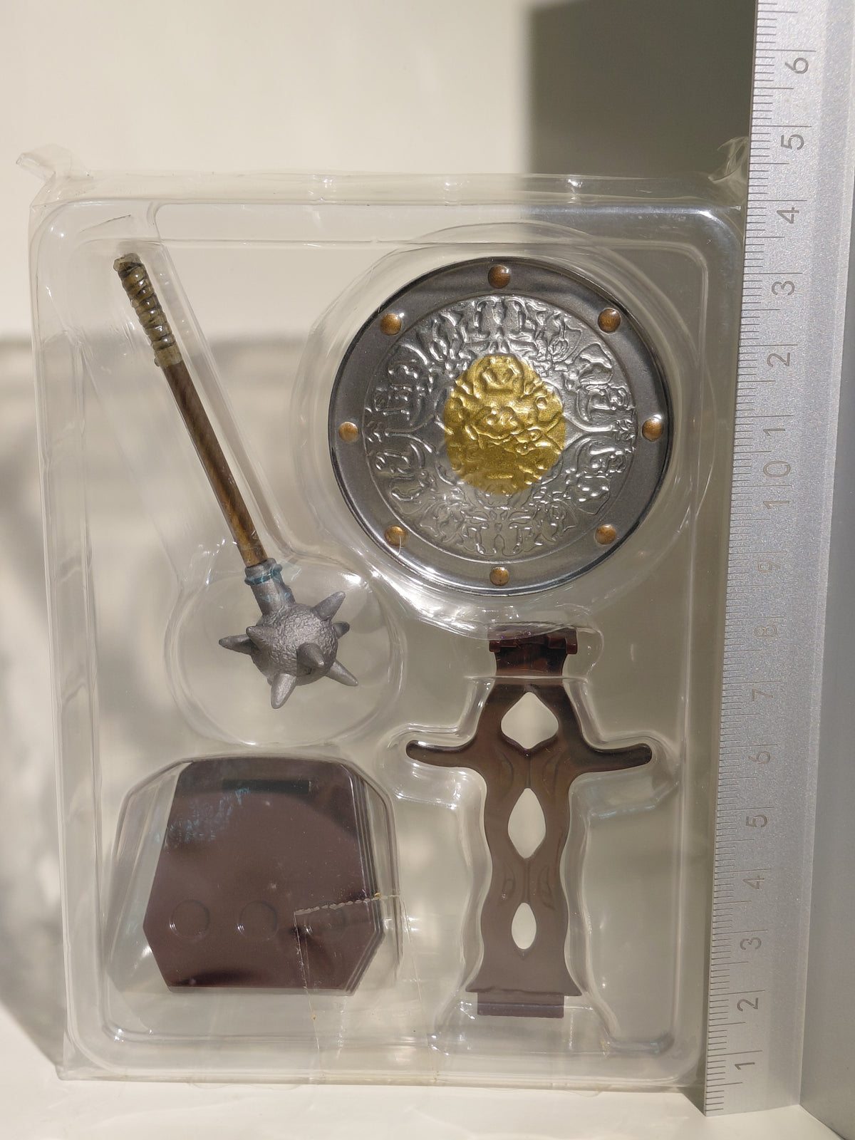 Takeshi Mononofu World Famous Sword & Weapon Series 1: Mace & Shield
