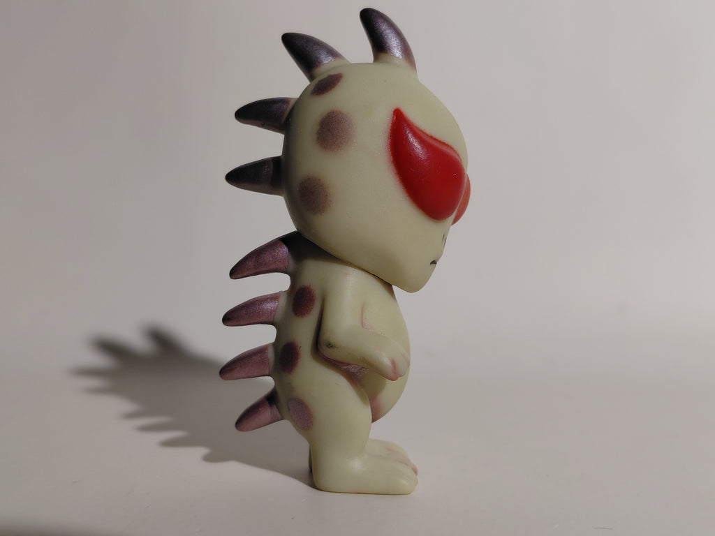 Takara Tomy T-ARTS UMA CHUPACABRA monster Sofubi cryptid Alien figure