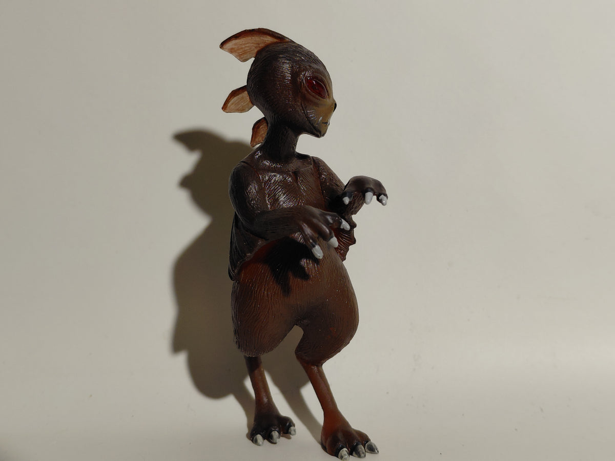 Red Chupacabra UMA Figure Super Mystery Magazine MU Namiki 2001 Japan