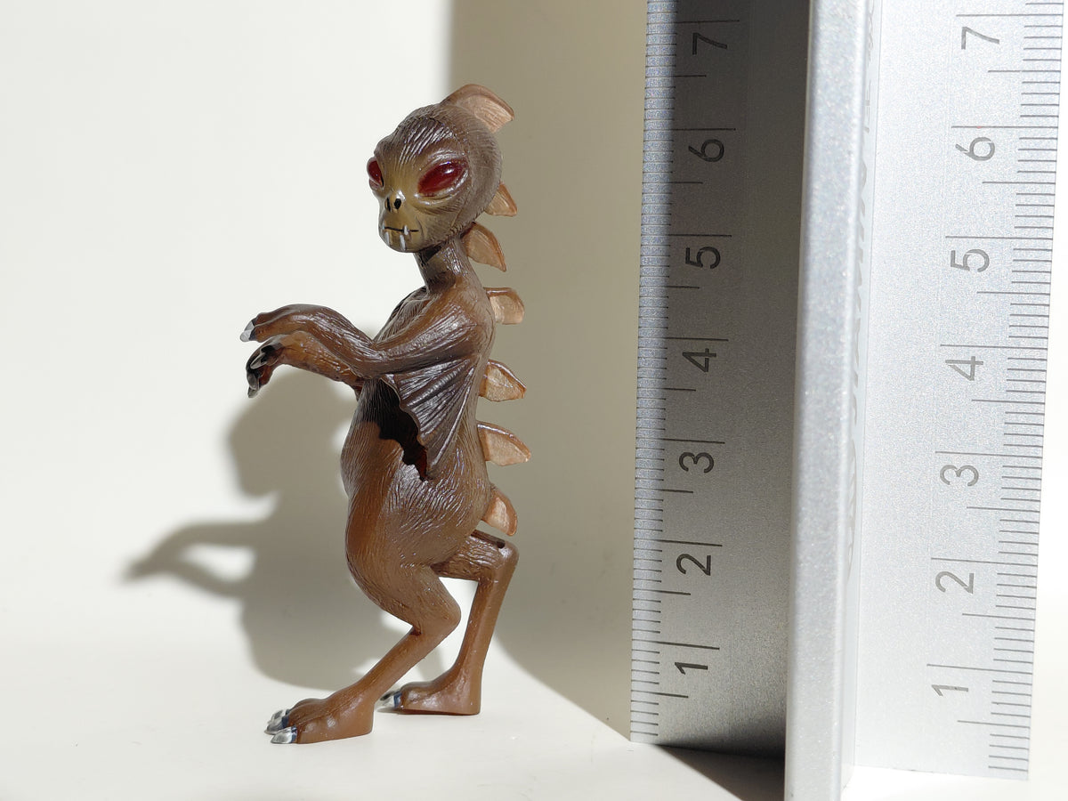 Red Chupacabra UMA Figure Super Mystery Magazine MU Namiki 2001 Japan