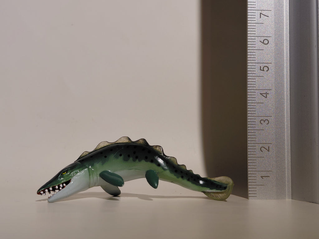 Sea Serpent – Showa-era retro collectible - UMA Figure Super Mystery Magazine MU Namiki 2001 Japan