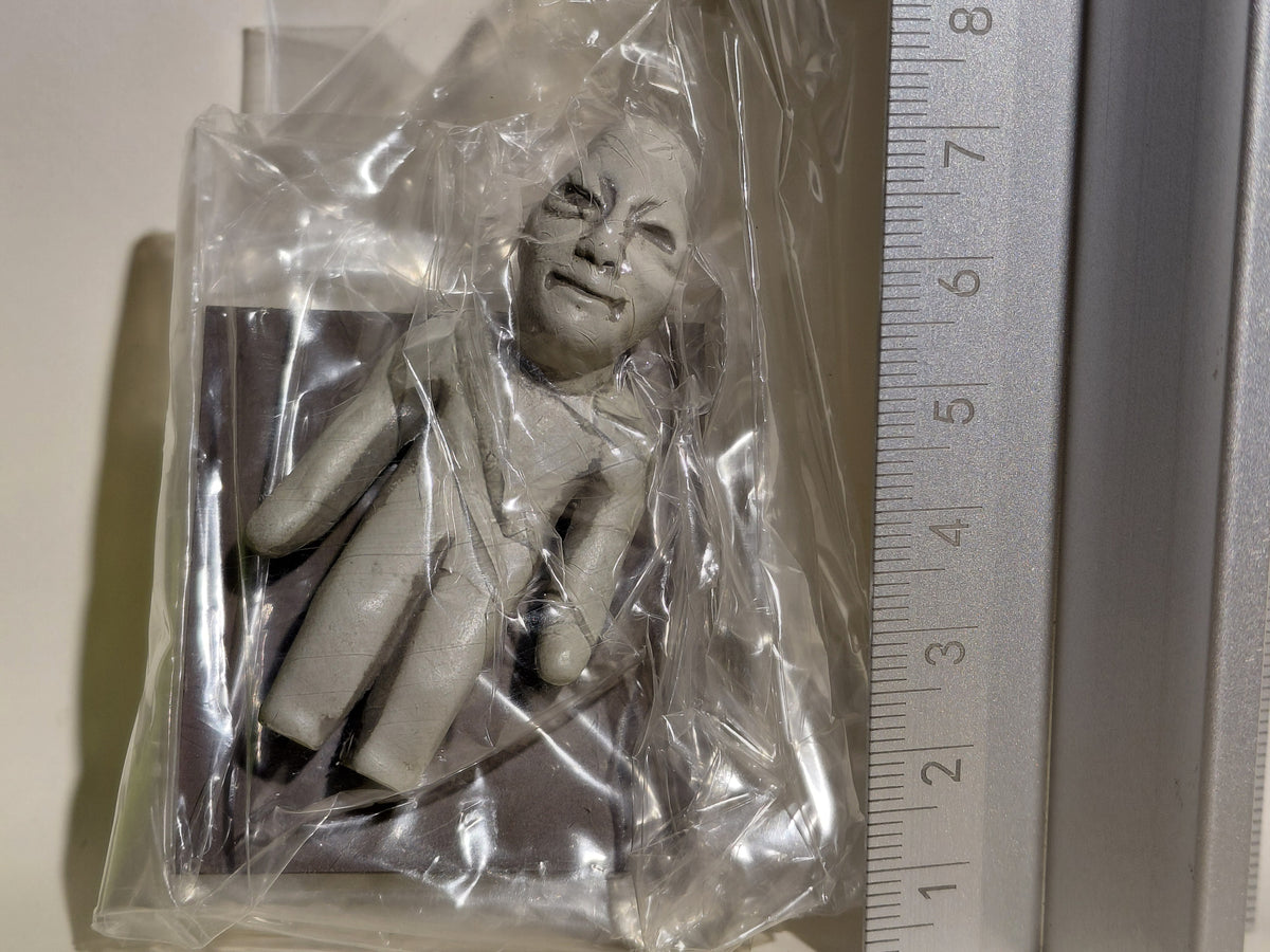 Medicom Toy The Great Mystery Museum Collection Series : The Long-Headed Man